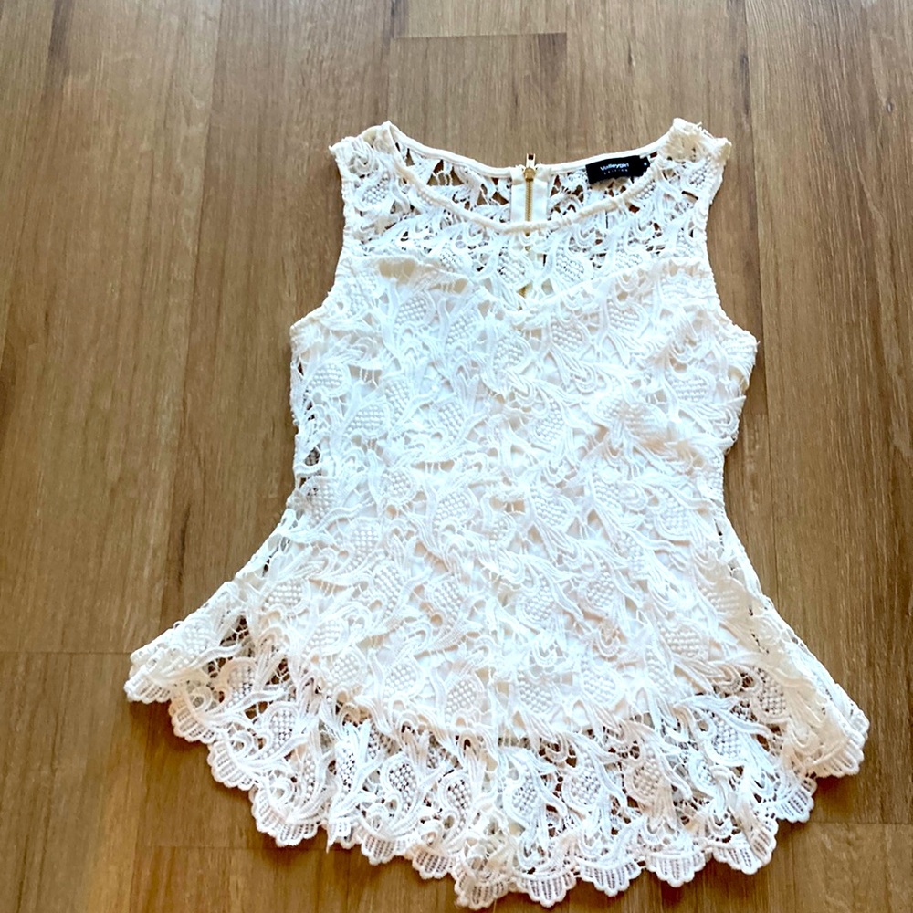 NWOT Valleygirl lace white top